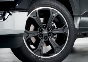 Ford F-150 Wheel Kit - Ford Racing - Gloss Black Finish, 22 in. x 9.5 in., Offset 44mm - Black w/Machined Face - `15-`23